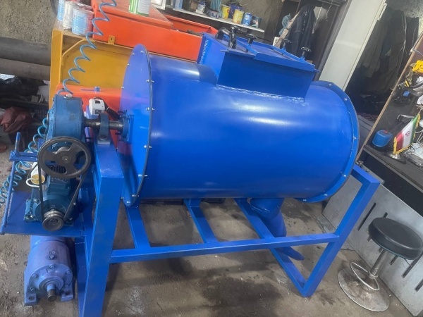 خرید و فروش دستگاه میکسر دوار دامداری خرید و فروش دستگاه میکسر دوار دامداری