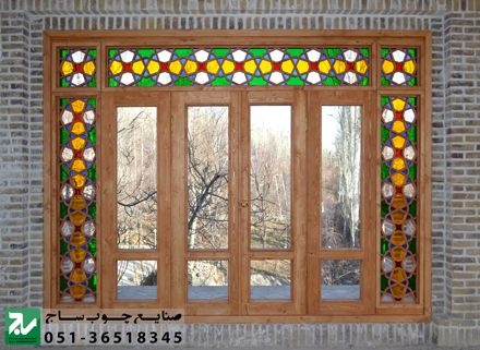 پنجره چوبی اُرُسی شیشه رنگی سنتی گره چینی مشبک