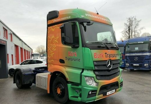 واردات مستقیم کامیون و تریلر از اروپا